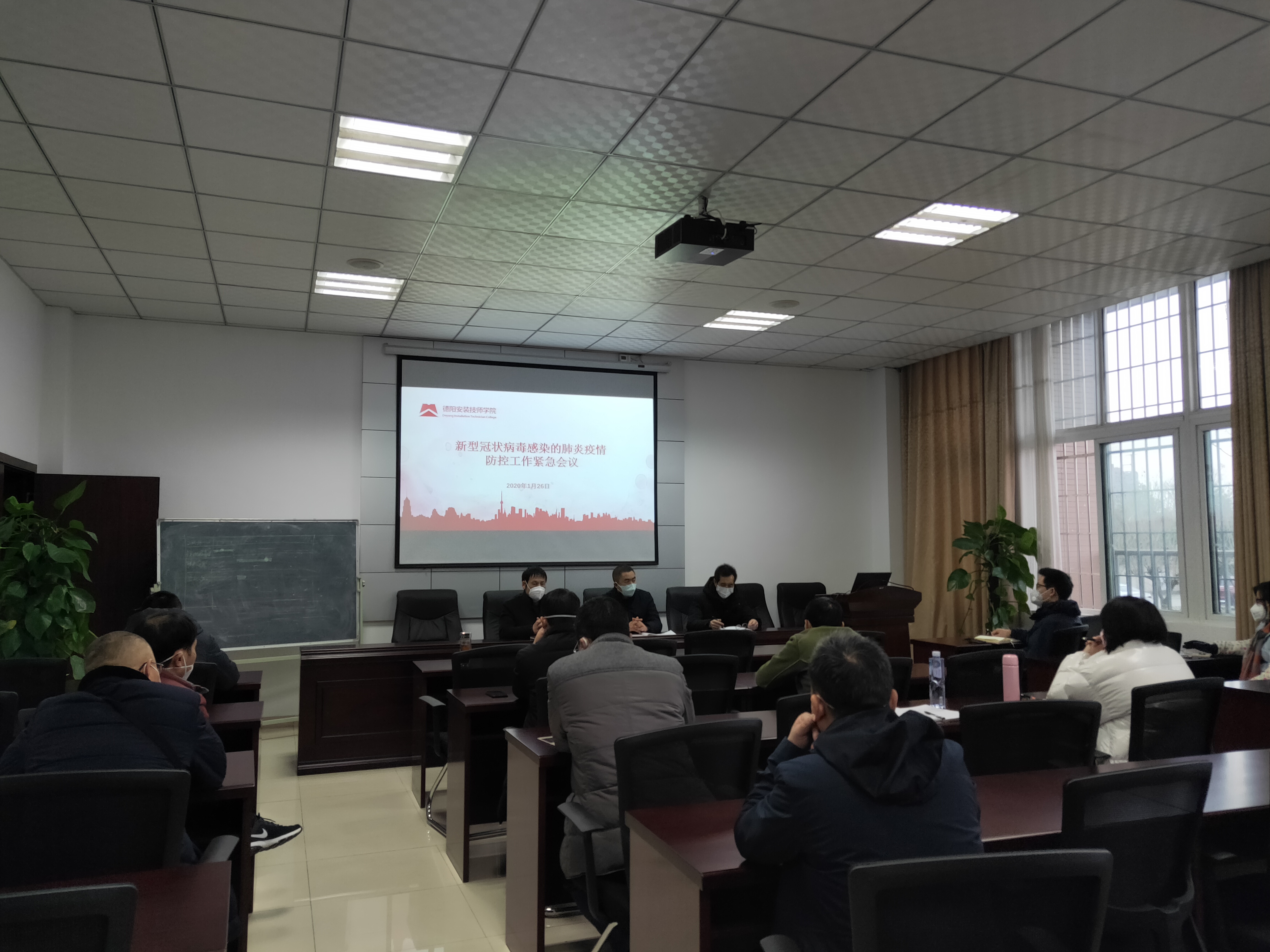科学应对，学院积极防控“新型冠状病毒”