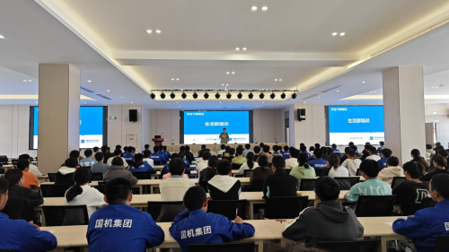 学生工作部开展内务培训，营造学院宿舍整洁生活环境