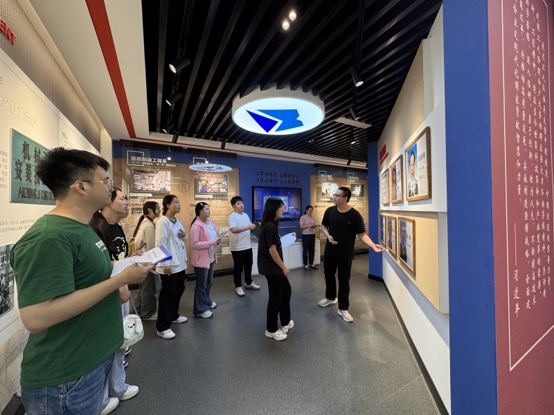 学院校史馆讲解员大赛：拓展教育功能 讲好安院故事